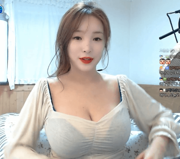 FC 온라인 인벤 : H컵의 위엄이 느껴지는 bj - FC 온라인 인벤 자유게시판 H컵의 위엄이 느껴지는 bj