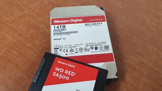 WD의 향상된 NAS 스토리지, WD 레드 14TB NAS HDD, SA500 NAS SSD