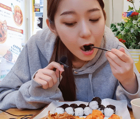 FC 온라인 인벤 : 한식매니아 일본인 유튜버의 충무김밥 후기 - FC 온라인 인벤 자유게시판 한식매니아 일본인 유튜버의 충무김밥 후기