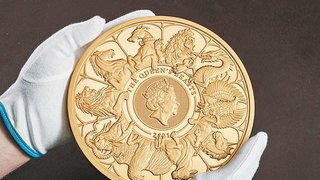 동전 무게가 무려 10㎏…英 조폐 역사상 최대 금화 공개