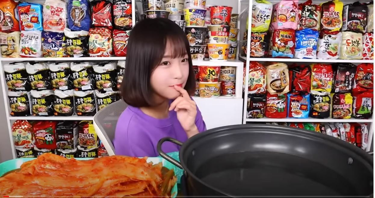 창고라이브 이미지