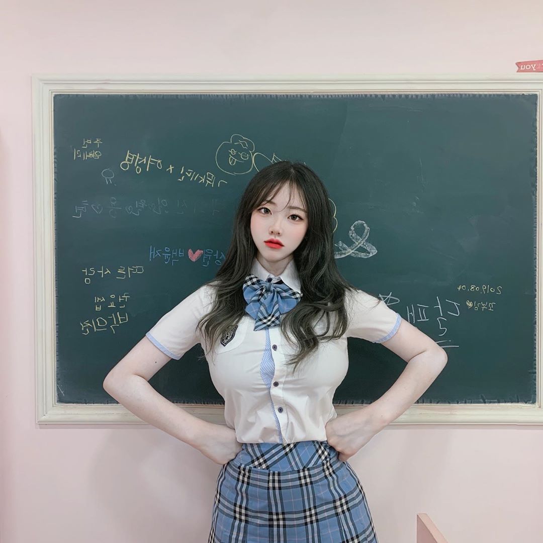 웹진 인벤 : ㅇㅎ) 올해로 성인이 된 I컵 모델 처자. - 오픈이슈갤러리