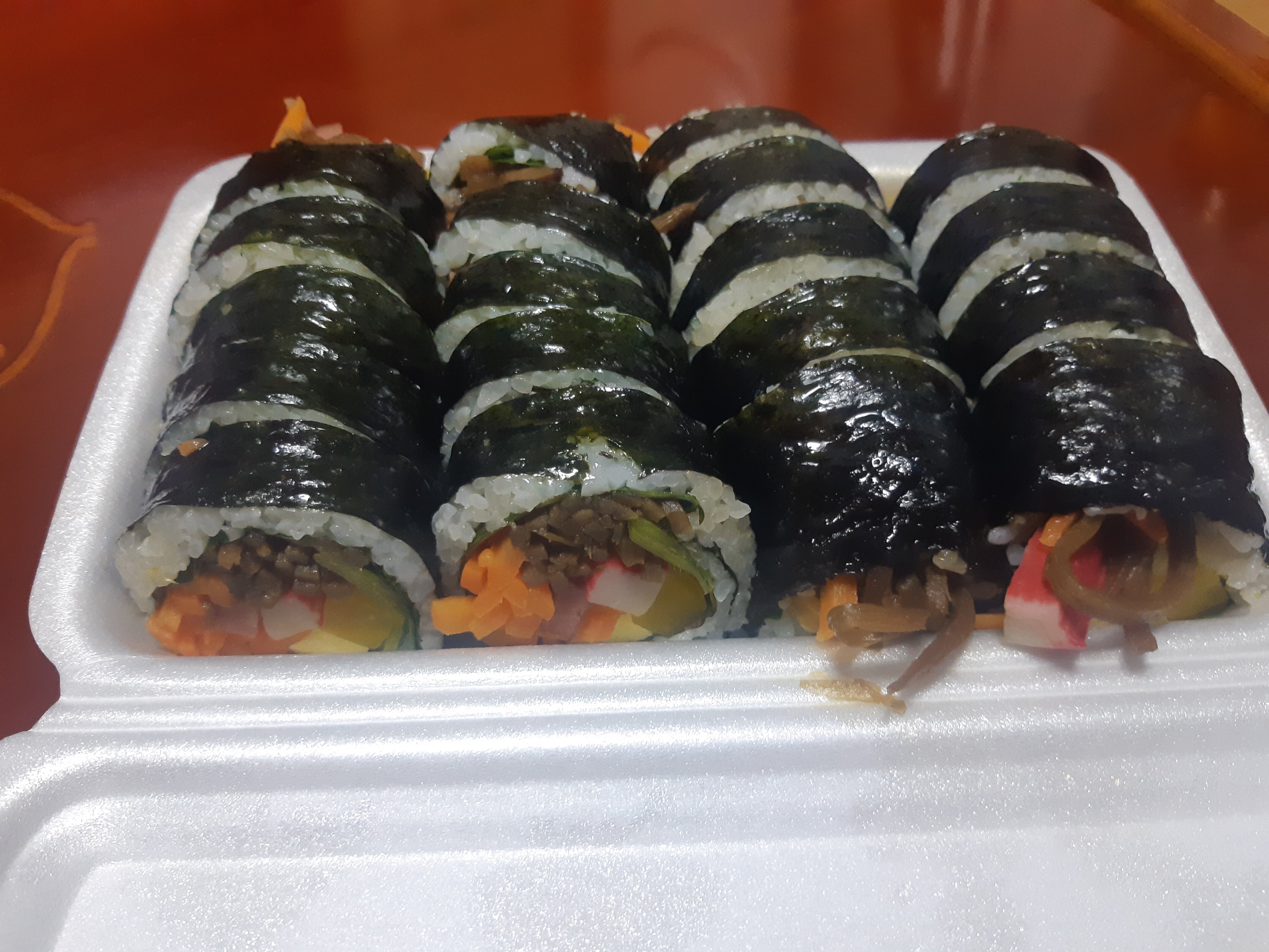 로스트아크 인벤 : 김밥집 김밥 vs 떡볶이집 김밥 - 로스트아크 인벤 자유 게시판