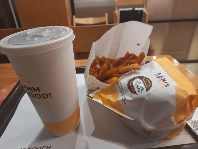 통통치킨 이미지