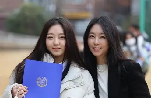 웹진 인벤 : 정웅인 첫째딸 근황 - 오픈이슈갤러리