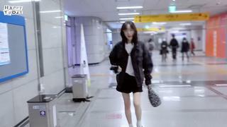 지하철 이용하는 태연