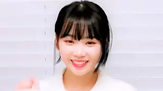 귀여운 편은 아닌 채원이
