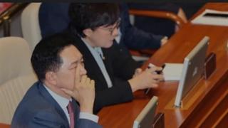 속보] 국힘, 오늘 밤 긴급 최고위 개최…민주 공세 대응법 모색