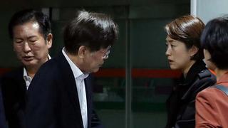 '몰라보게 수척해진' 이재명 법원으로…손 잡은 고민정 울먹
