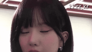 비비지 은하 팬사인회장 짧은 미니스커트
