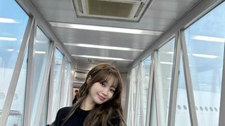 라면 먹는 김채원 (르세라핌)