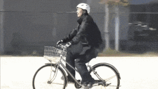 일본 초등학교의 자전거 위험교육.gif