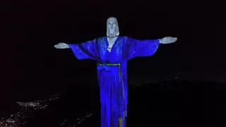 한복 입은 브라질 거대 예수상
