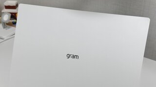 가벼운 LG gram 노트북 인텔CPU로 더 강력해진 휴대성