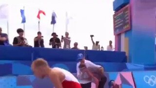 약혐) 센강 수영한 캐나다 선수
