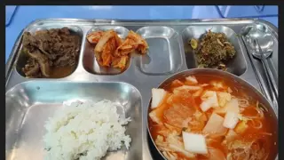 다이어트에 매번 실패하고 살이 안 빠진다는 직장인.jpg