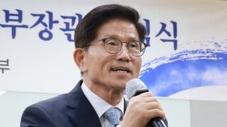 김문수 “근로기준법, 5인 미만 사업장도 적용”