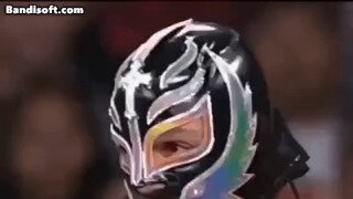 사람들이 잘 모르는 WWE 레슬러 레이 미스테리오 마스크 벗은 모습.mp4...