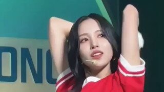 트와이스 미나 하늘색 코르셋