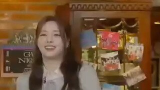 ITZY 유나 핫팬츠 