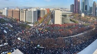 희망회로돌려서 탄핵시키고 대통령바껴도 군대 감시는 졸라 철저히 해야할듯