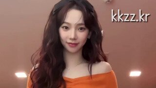 핑크 튜브탑 에스파 카리나