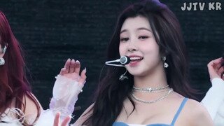 회색 니트 케플러 김다연