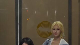 백지헌 라텍스 바지 (프로미스_9)