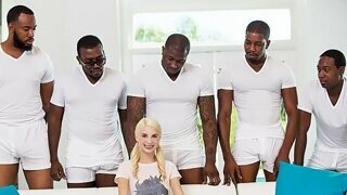 할때마다 여친이 먼저 뻗어버리는데요...