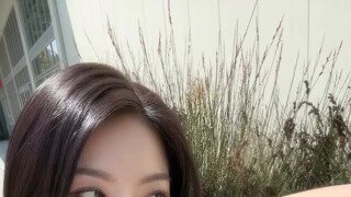 타이트한 청치마 스테이씨 아이사