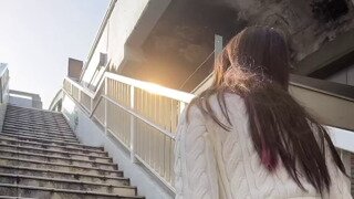 ㅇㅎ) 노팬티로 육교 올라가는 누나