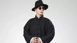 만주족 전통의상(청나라때 전통복장임)