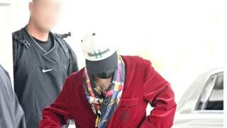 유행할수도 있을것 같은 지디 목욕가운 패션