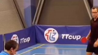너무 위험해서 금지된 탁구 기술.mp4