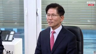  [속보] 김문수, 한덕수와 포옹…