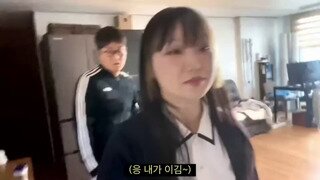 닮았네