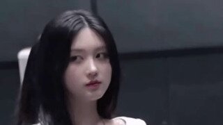 아이브 가을 테니스 치마