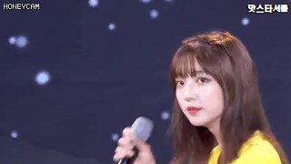 하늘하늘한 치마 오마이걸 유빈