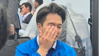 같은 포즈 다른느낌