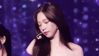 뽀얀 배 에스파 카리나
