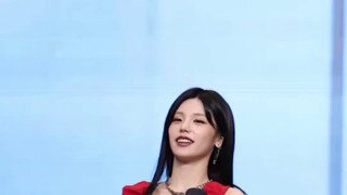 ITZY 예지 타이트한 시스루 원피스