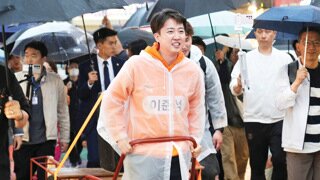 아니 참으면서 들었는데 그래서 본인 공약이 뭐야?