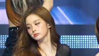 설윤 겨드랑이 (엔믹스)