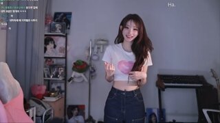 다이어트 많이 한것 같은 마젠타
