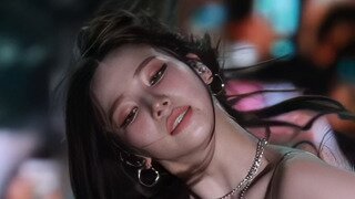 엉덩이 때리는 카리나