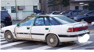 주차 ㅈ같이 해도 전화 못하는 차