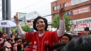 김문수 부인 볼때마다 생각남