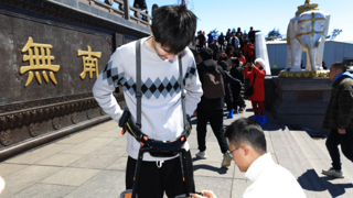 중국 태산에서 시범 운용중인 외골격 보행기 렌탈 서비스