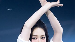 첫사랑니 카리나 셔츠핏