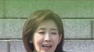 나경원 빤쓰런 시키는 기자